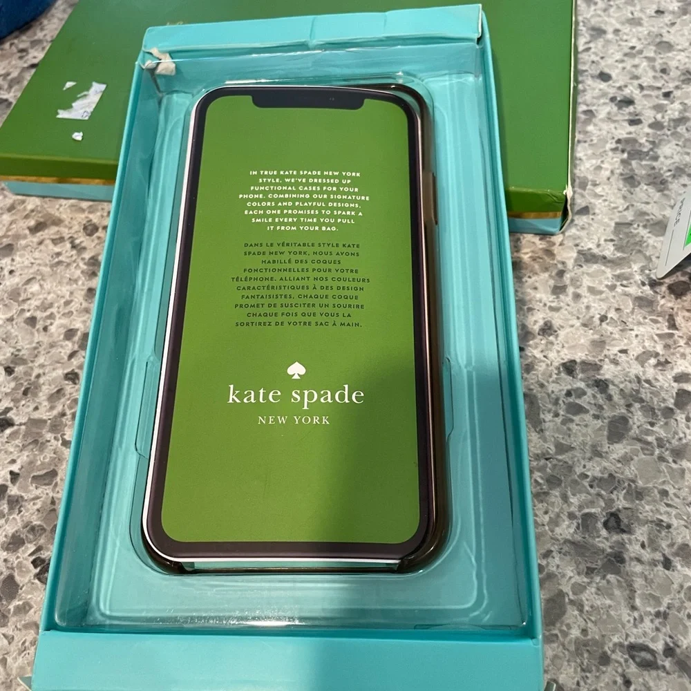 Kate Spade New York Iphone XR clear hardshell w floral print protective case new